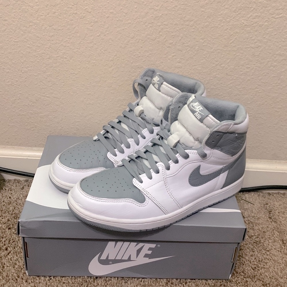 Nike Air Jordan stealth with original box. Size 9 1/2